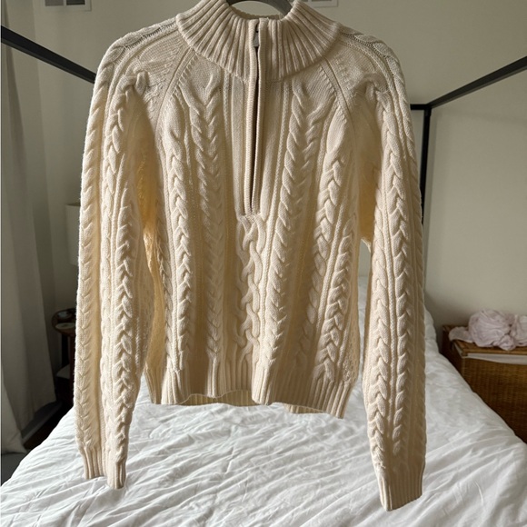 Aritzia Heritage 100% Merino Wool 1/4 Zip NWOT - Large - Picture 2 of 4